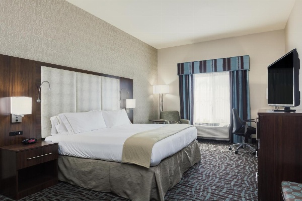 Holiday Inn Express & Suites Eureka image 6